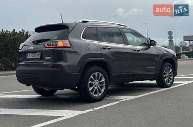 Внедорожник / Кроссовер Jeep Cherokee 2018 в 