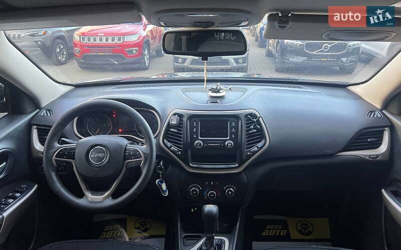 Позашляховик / Кросовер Jeep Cherokee 2017 в Івано-Франківську фото 16 Позашляховик / Кросовер Jeep Cherokee 2017 в Івано-Франківську