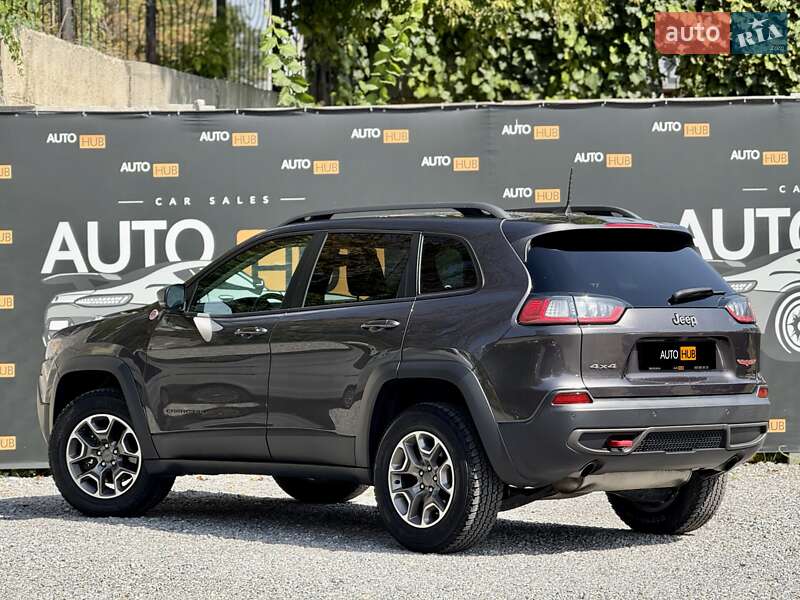 Внедорожник / Кроссовер Jeep Cherokee 2020 в Харькове