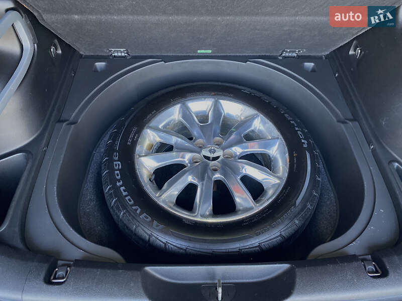 Внедорожник / Кроссовер Jeep Cherokee 2015 в Буче фото 17 Внедорожник / Кроссовер Jeep Cherokee 2015 в Буче