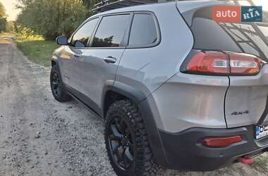 Внедорожник / Кроссовер Jeep Cherokee 2017 в Мерефа