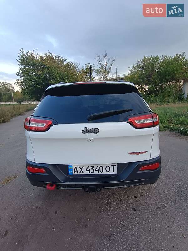 Позашляховик / Кросовер Jeep Cherokee 2015 в Харкові фото 8 Позашляховик / Кросовер Jeep Cherokee 2015 в Харкові