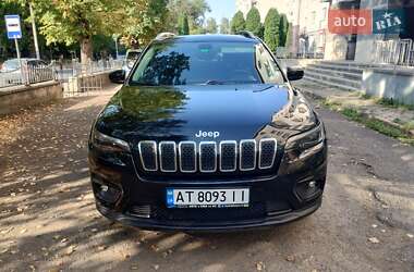 Внедорожник / Кроссовер Jeep Cherokee 2019 в 