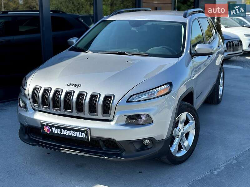 Внедорожник / Кроссовер Jeep Cherokee 2017 в Ровно