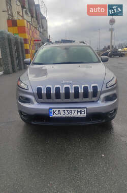 Внедорожник / Кроссовер Jeep Cherokee 2016 в Киеве