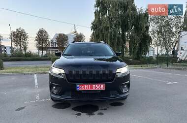 Внедорожник / Кроссовер Jeep Cherokee 2018 в 