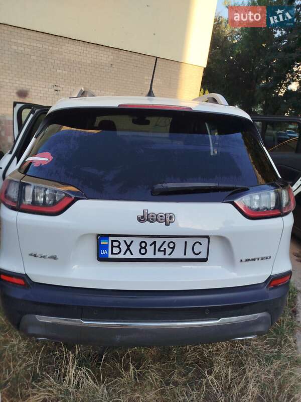 Внедорожник / Кроссовер Jeep Cherokee 2018 в Каменец-Подольском