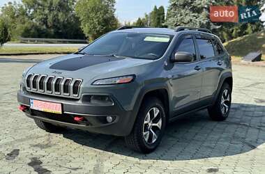 Внедорожник / Кроссовер Jeep Cherokee 2014 в Дубно