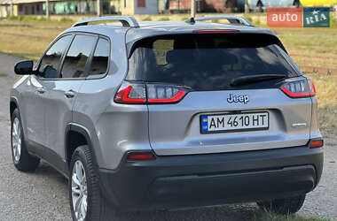 Внедорожник / Кроссовер Jeep Cherokee 2020 в 