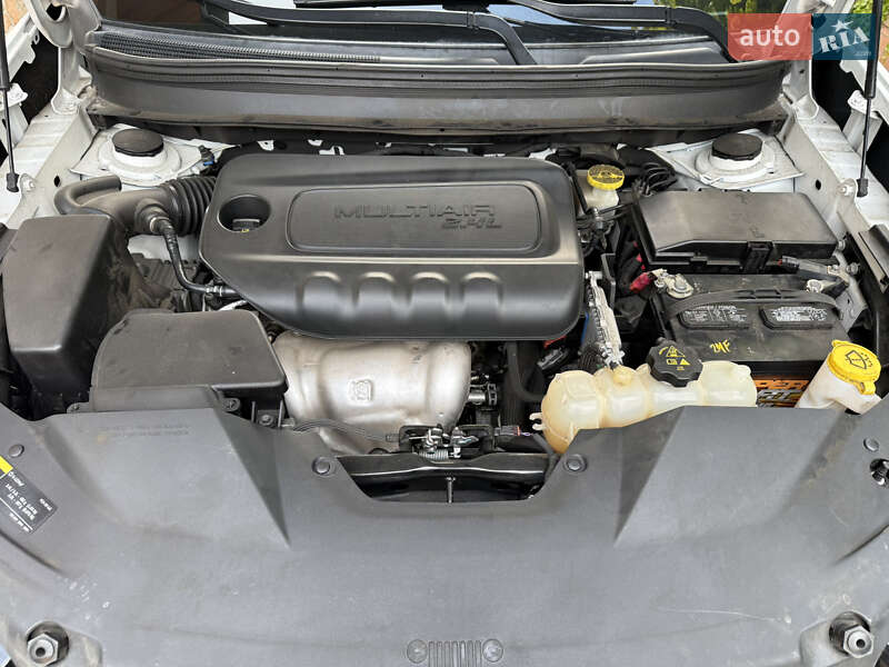 Внедорожник / Кроссовер Jeep Cherokee 2019 в Ровно