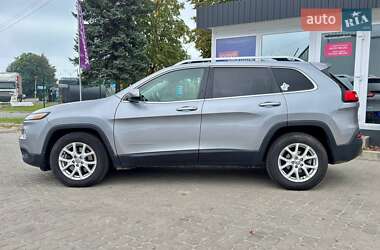 Внедорожник / Кроссовер Jeep Cherokee 2014 в 