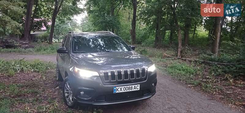 Внедорожник / Кроссовер Jeep Cherokee 2018 в Харькове