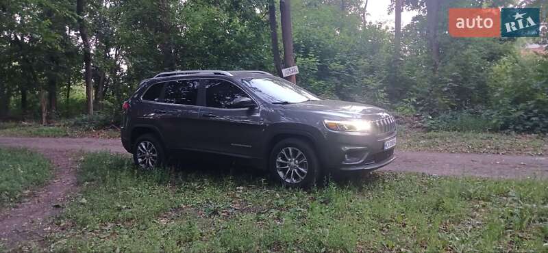 Внедорожник / Кроссовер Jeep Cherokee 2018 в Харькове