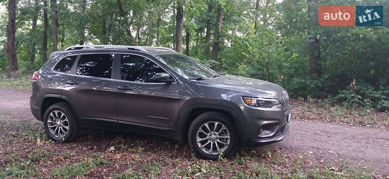 Внедорожник / Кроссовер Jeep Cherokee 2018 в Харькове
