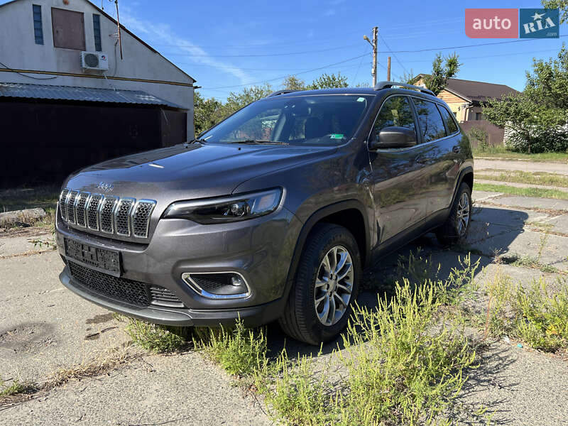 Внедорожник / Кроссовер Jeep Cherokee 2018 в 