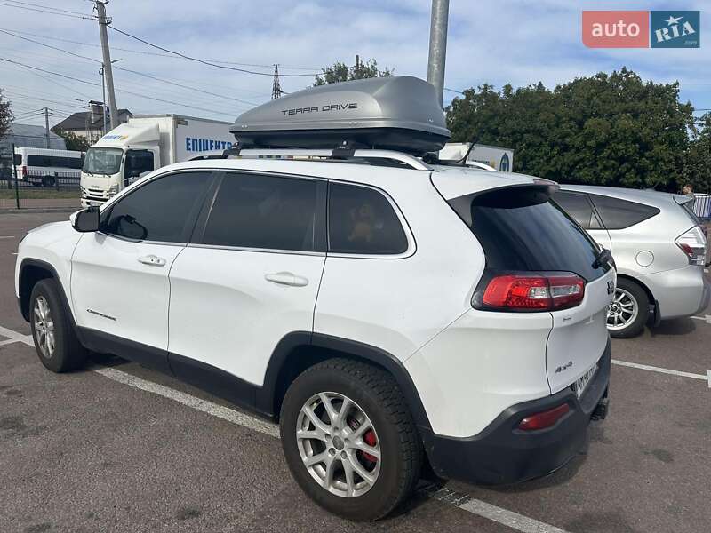 Позашляховик / Кросовер Jeep Cherokee 2013 в Житомирі
