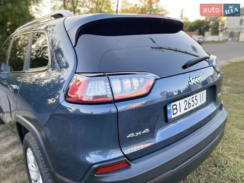 Внедорожник / Кроссовер Jeep Cherokee 2019 в Полтаве