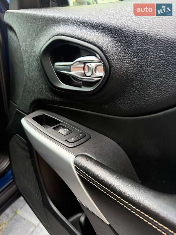 Внедорожник / Кроссовер Jeep Cherokee 2018 в Ахтырке