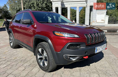 Внедорожник / Кроссовер Jeep Cherokee 2015 в Бердичеве