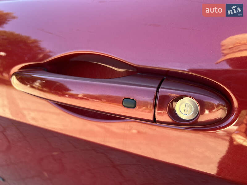 Внедорожник / Кроссовер Jeep Cherokee 2015 в Бердичеве