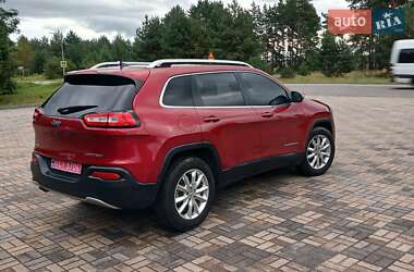 Внедорожник / Кроссовер Jeep Cherokee 2016 в 