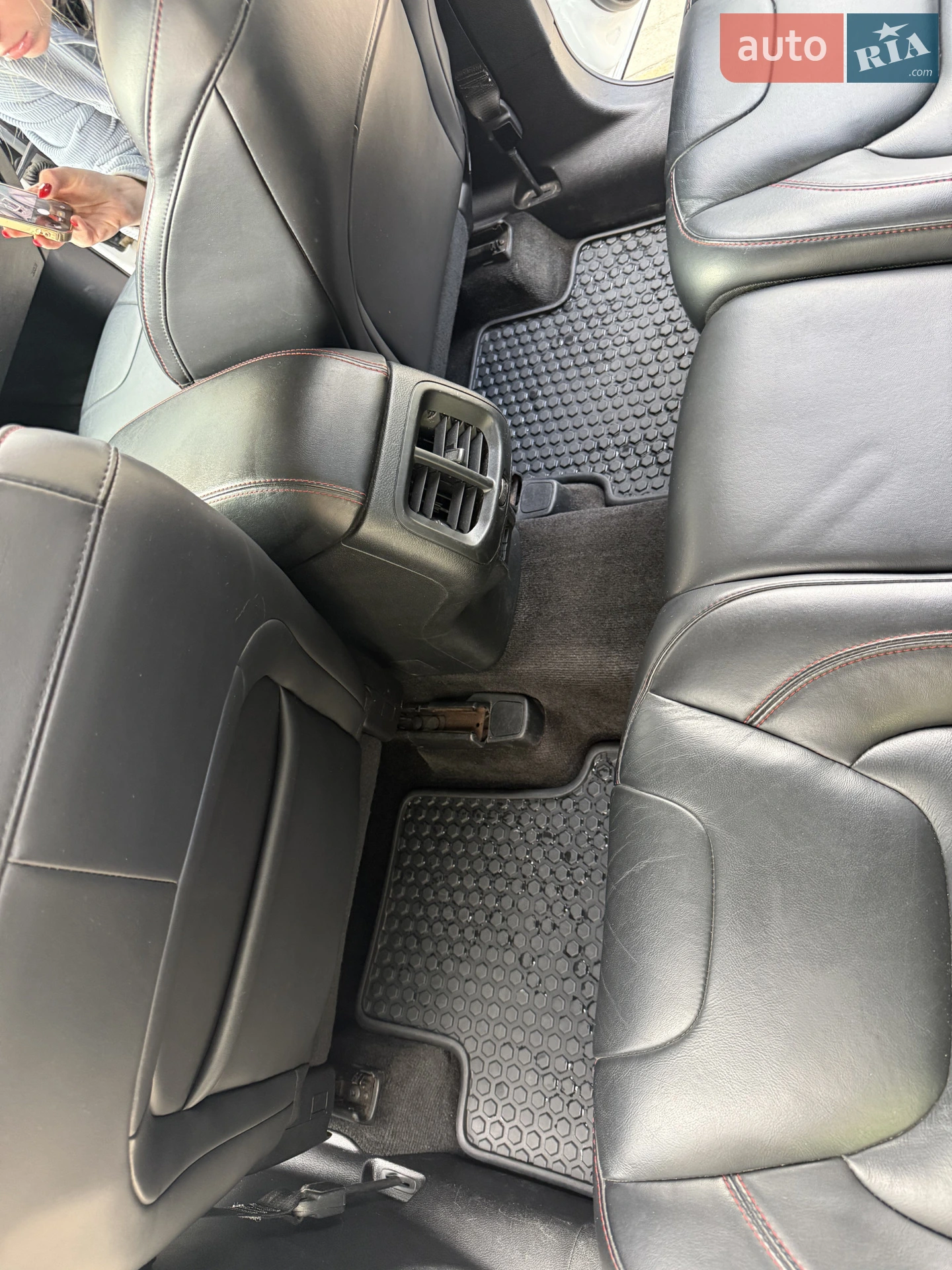 2015 Jeep Cherokee - мініатюра 26