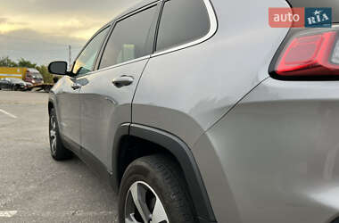 Внедорожник / Кроссовер Jeep Cherokee 2020 в 