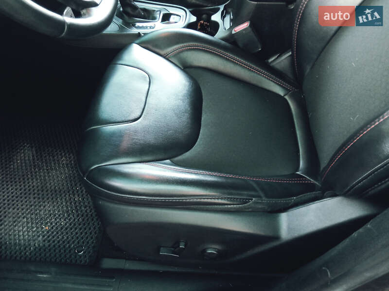 Позашляховик / Кросовер Jeep Cherokee 2018 в Кропивницькому фото 26 Позашляховик / Кросовер Jeep Cherokee 2018 в Кропивницькому