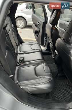 Внедорожник / Кроссовер Jeep Cherokee 2014 в 