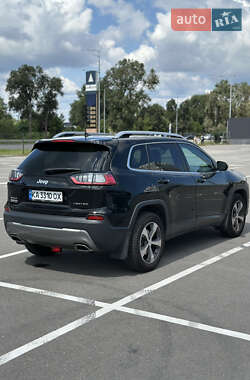 Внедорожник / Кроссовер Jeep Cherokee 2018 в 