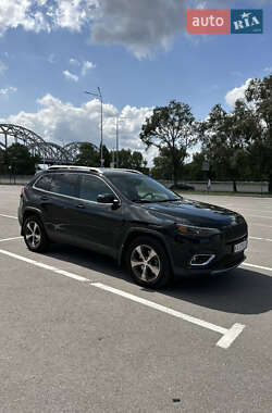 Внедорожник / Кроссовер Jeep Cherokee 2018 в 