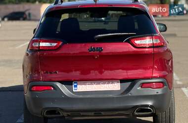 Внедорожник / Кроссовер Jeep Cherokee 2016 в 