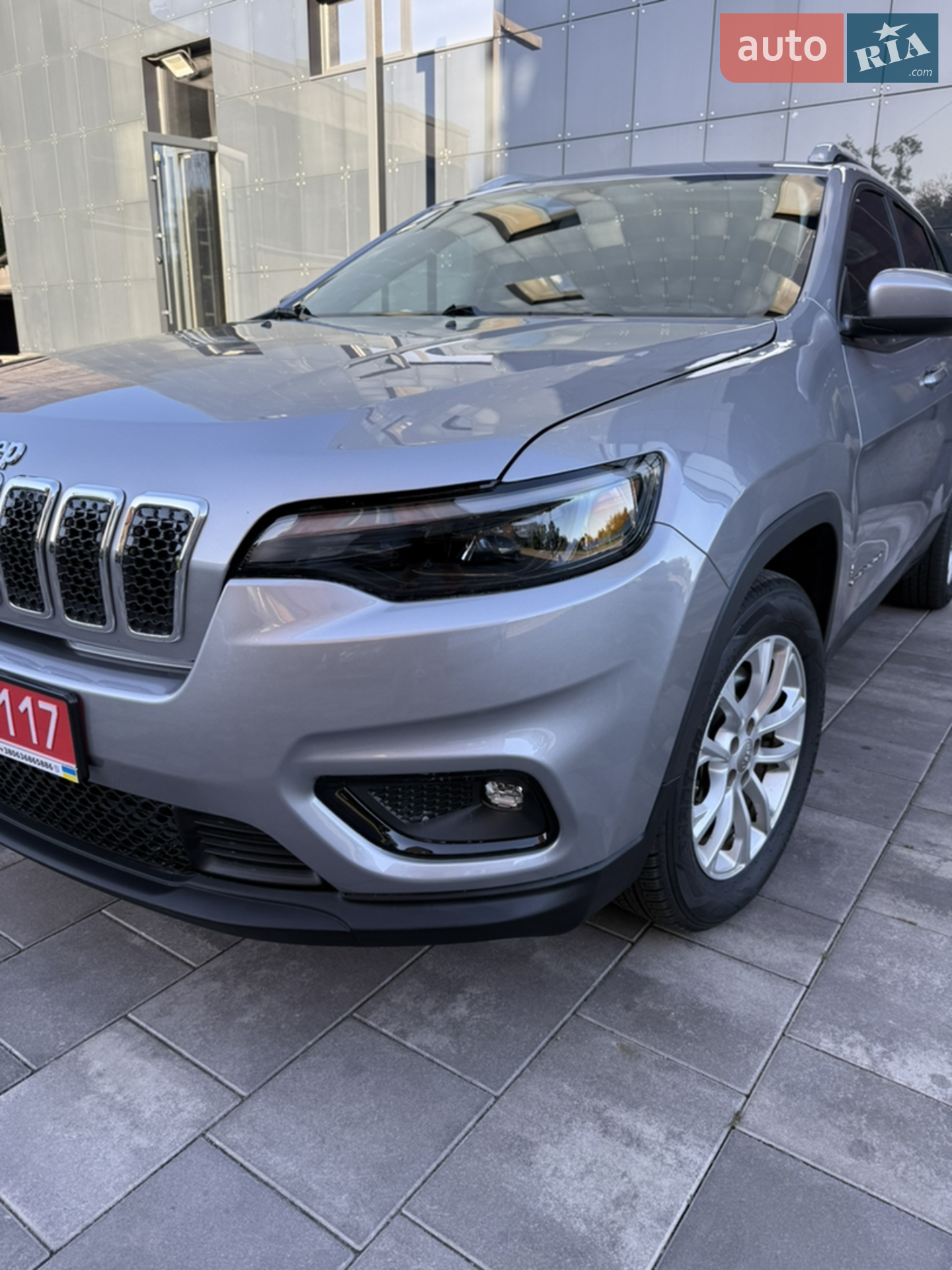 2020 Jeep Cherokee - мініатюра 5
