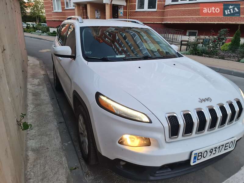 Позашляховик / Кросовер Jeep Cherokee 2016 в Тернополі