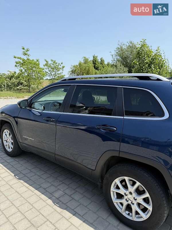 Внедорожник / Кроссовер Jeep Cherokee 2017 в Львове