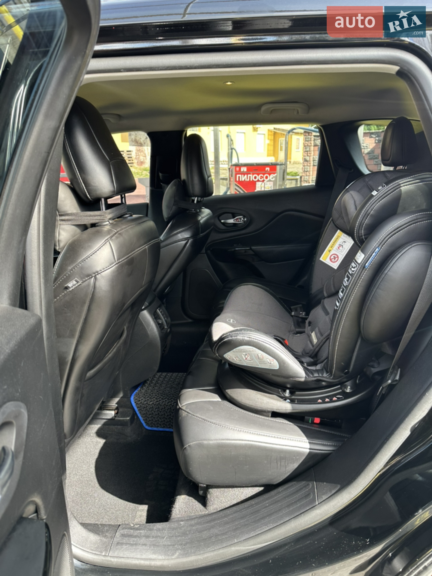 2019 Jeep Cherokee - мініатюра 29