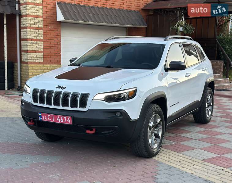 Внедорожник / Кроссовер Jeep Cherokee 2018 в Виннице