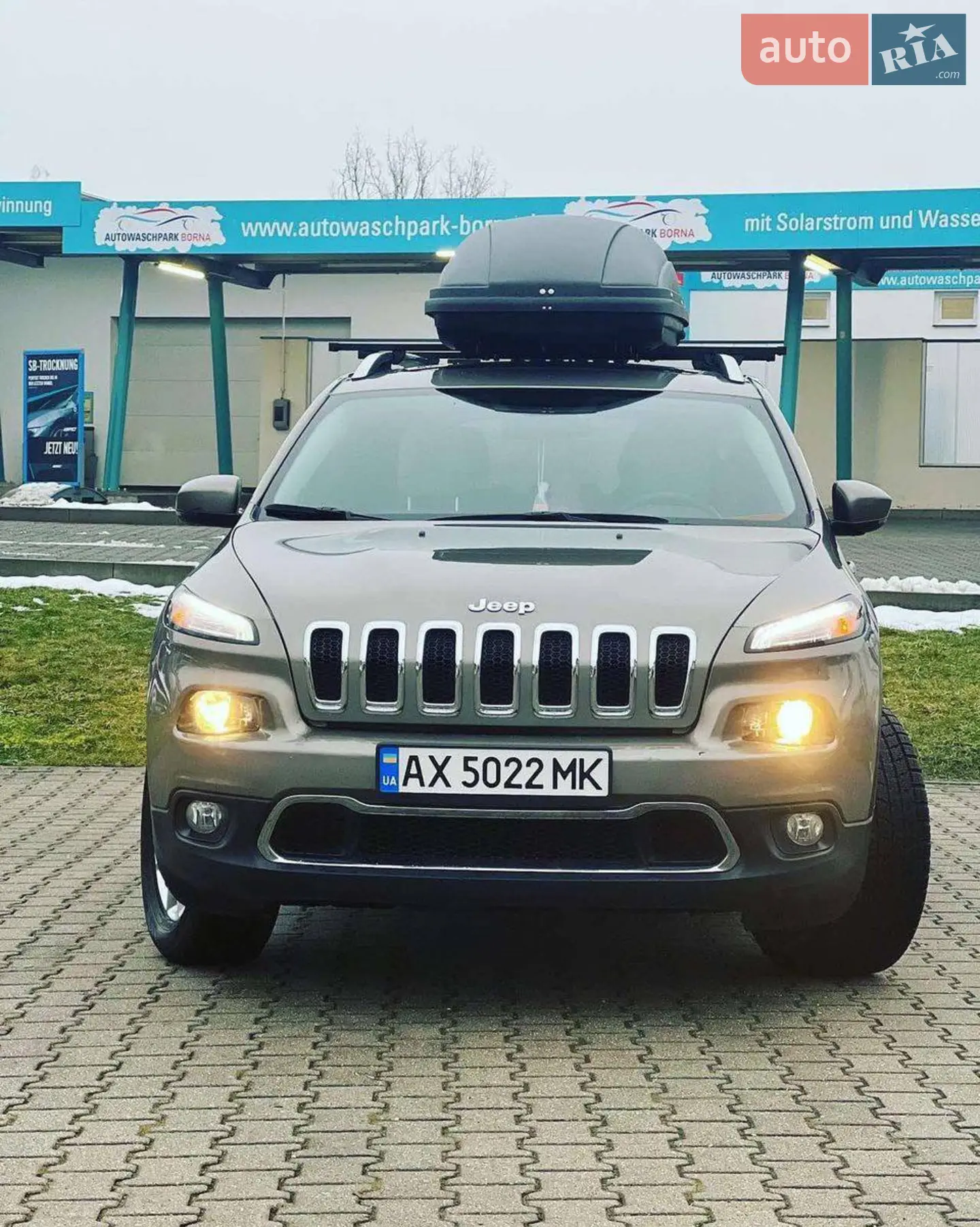 2016 Jeep Cherokee - мініатюра 3
