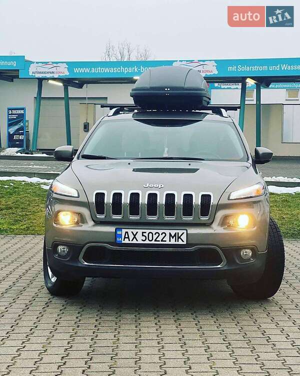 Внедорожник / Кроссовер Jeep Cherokee 2016 в Новояворовске фото 3 Внедорожник / Кроссовер Jeep Cherokee 2016 в Новояворовске