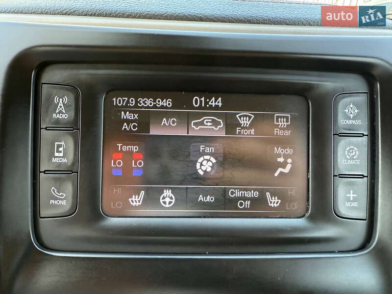 Внедорожник / Кроссовер Jeep Cherokee 2014 в Стрые
