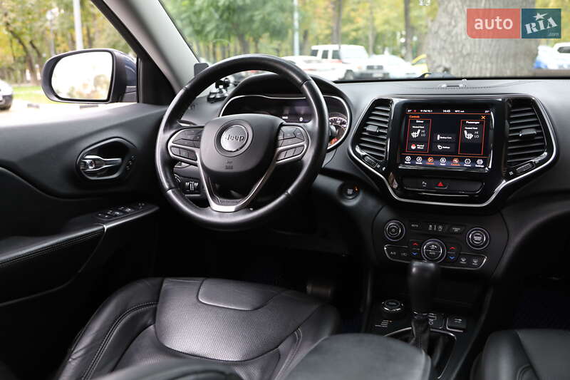 Позашляховик / Кросовер Jeep Cherokee 2019 в Харкові