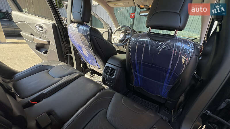 Внедорожник / Кроссовер Jeep Cherokee 2022 в Киеве фото 37 Внедорожник / Кроссовер Jeep Cherokee 2022 в Киеве