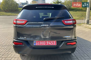 Внедорожник / Кроссовер Jeep Cherokee 2016 в 