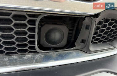 Внедорожник / Кроссовер Jeep Cherokee 2014 в 