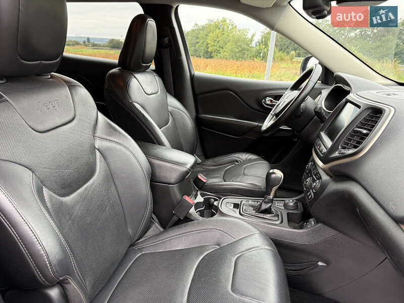 Внедорожник / Кроссовер Jeep Cherokee 2014 в Радивилове фото 45 Внедорожник / Кроссовер Jeep Cherokee 2014 в Радивилове