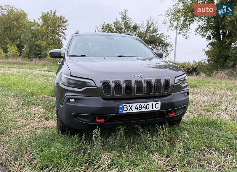 Позашляховик / Кросовер Jeep Cherokee 2019 в Хмельницькому фото 10 Позашляховик / Кросовер Jeep Cherokee 2019 в Хмельницькому