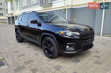 Внедорожник / Кроссовер Jeep Cherokee 2019 в 