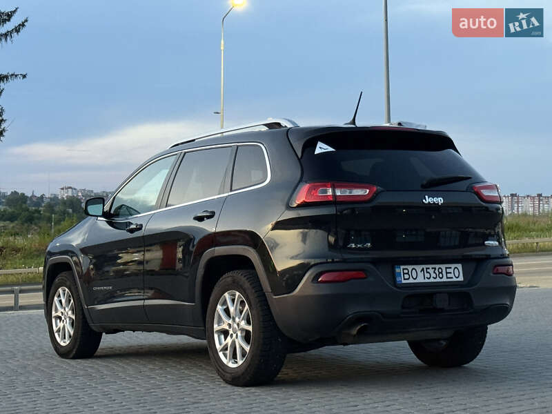 Внедорожник / Кроссовер Jeep Cherokee 2015 в Тернополе фото 16 Внедорожник / Кроссовер Jeep Cherokee 2015 в Тернополе