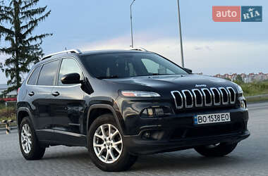 Позашляховик / Кросовер Jeep Cherokee 2015 в 