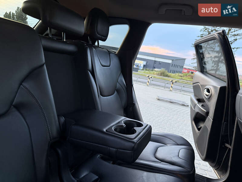 Внедорожник / Кроссовер Jeep Cherokee 2015 в Тернополе фото 34 Внедорожник / Кроссовер Jeep Cherokee 2015 в Тернополе